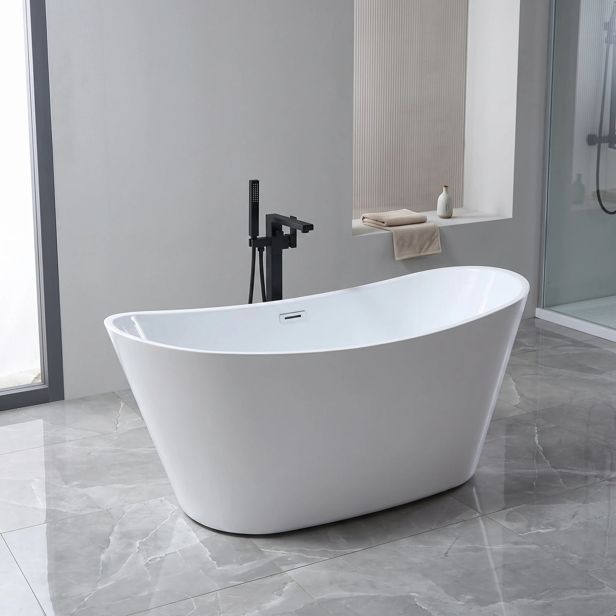 Free Standing Bathtub - White in a room setting