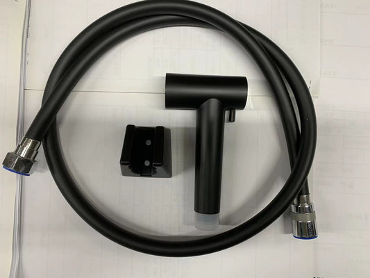 Bidet Spray c/w Flexible Hose and Holder