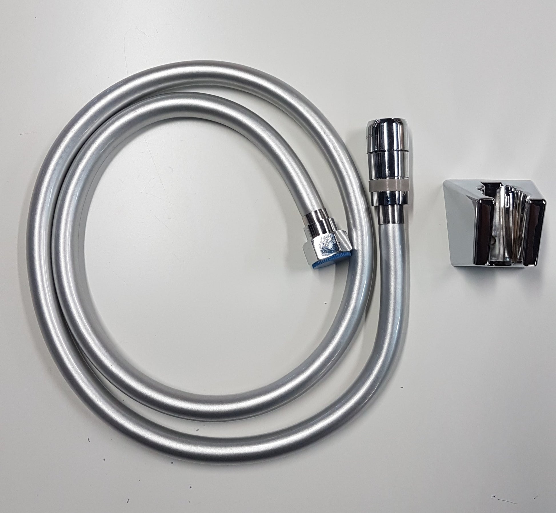 Bidet Spray c/w Flexible Hose and Holder