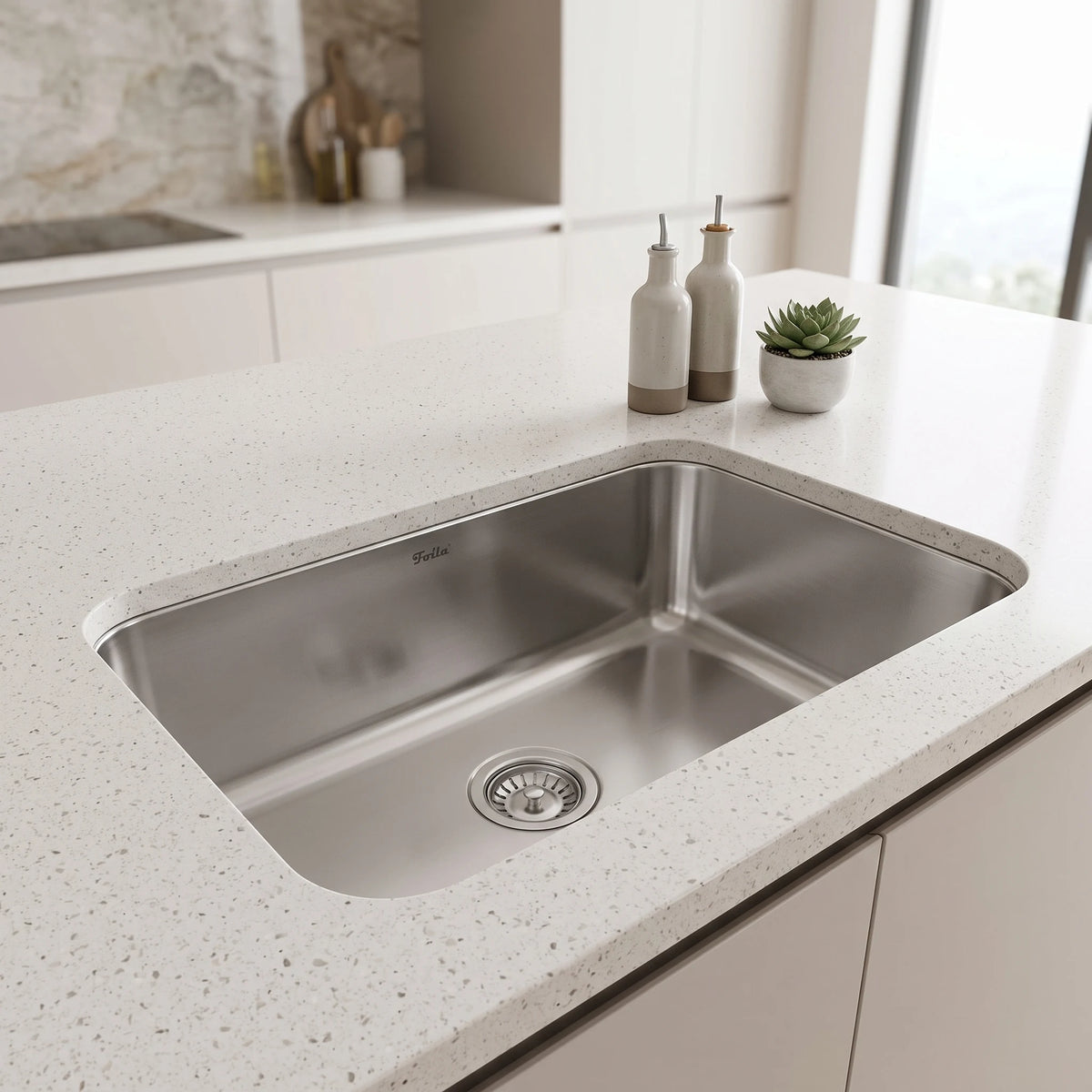 SUS304 Single Bowl Sink in a room setting
