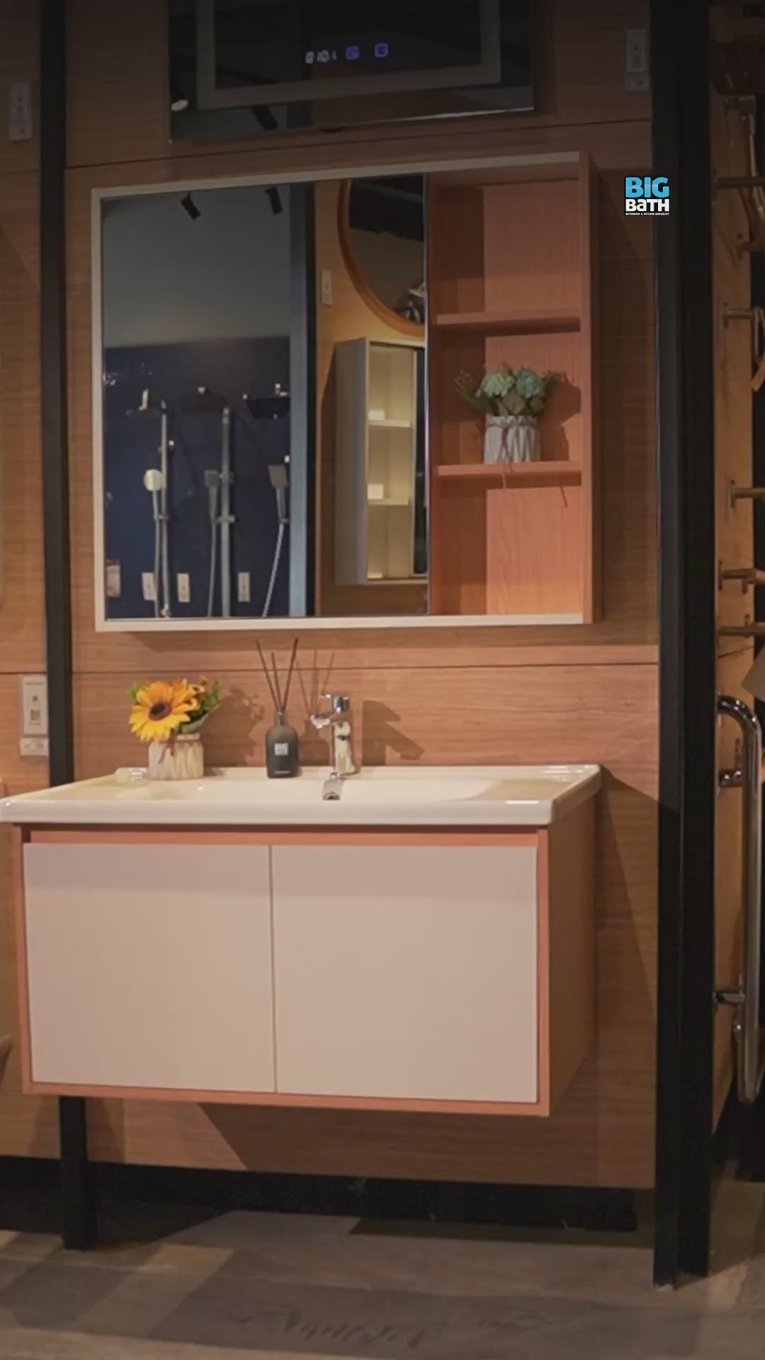 Basin Cabinet Set video [src:file:BB_ARVENAAsthetic_MNC-16312.mp4]